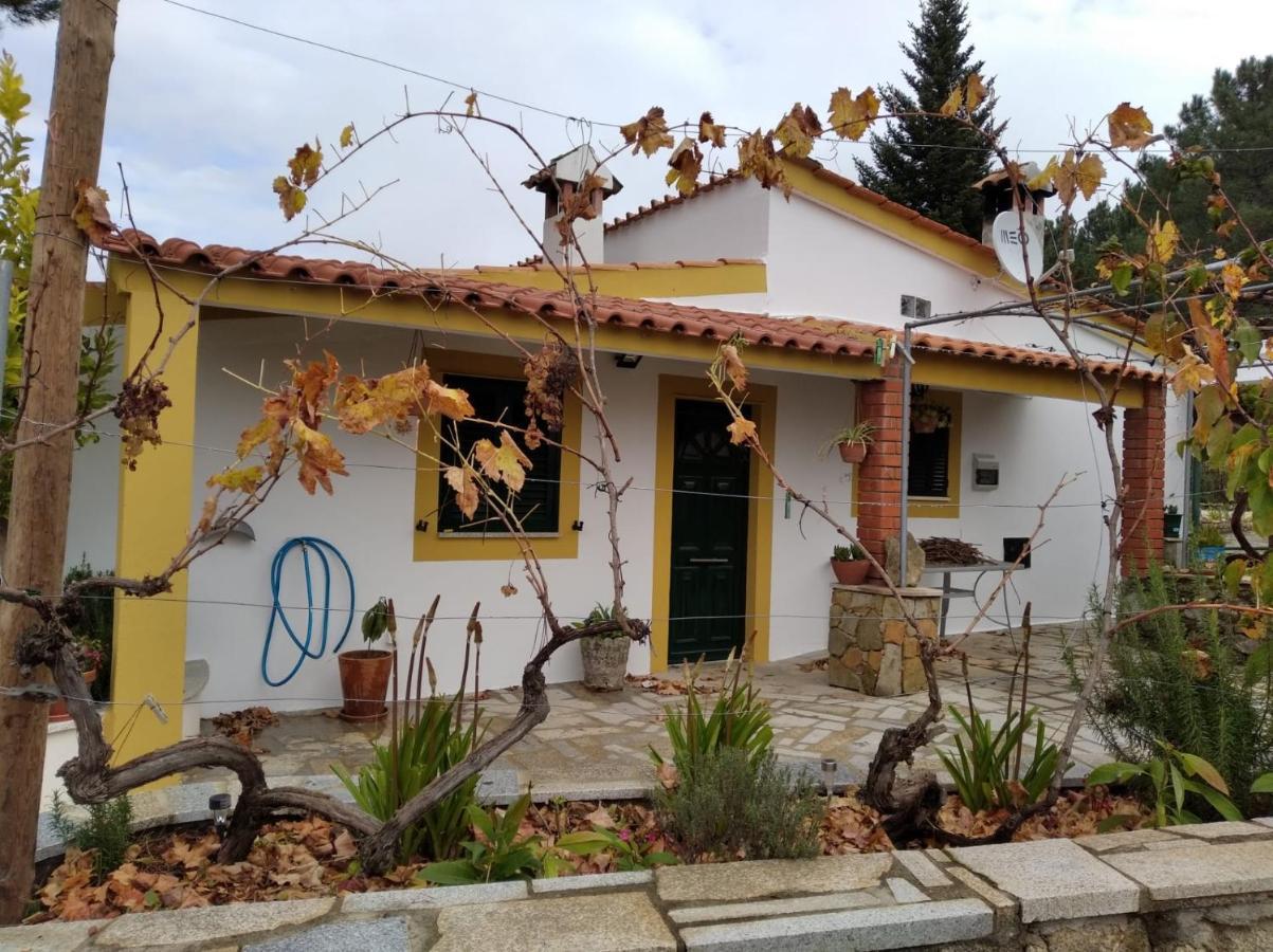 Casas De Campo Em Cerejal Βίλα Fundão Εξωτερικό φωτογραφία